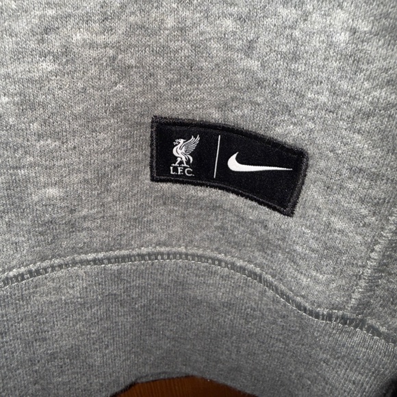 EUC - Nike Men's Liverpool FC sweatshirt size M - Picture 4 of 7
